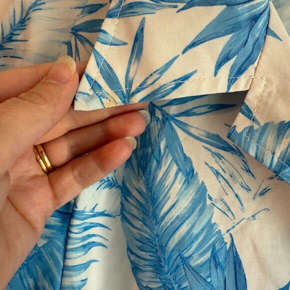 Blue Hawaiian Camp Button-Down Short Sleeve Shirt - Picture 3 of 9